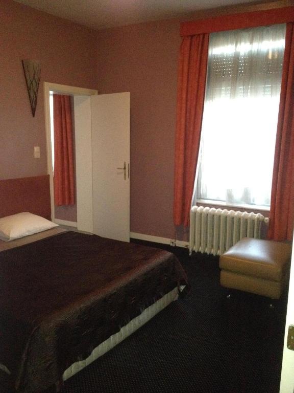 Hotel Stalingrad Bruselas Habitación foto